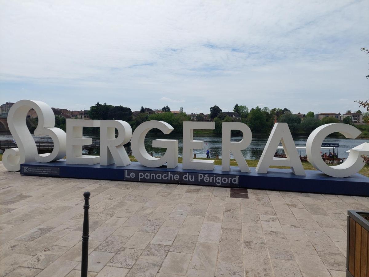 Moderne Historique Apartamento Bergerac Exterior foto